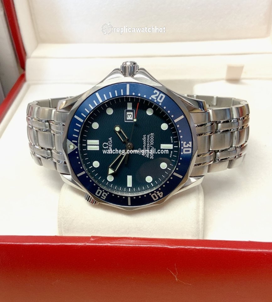 Omega Seamaster Diver 300 M Mens watch Unisex Quartz Steel 2541.80.00 2