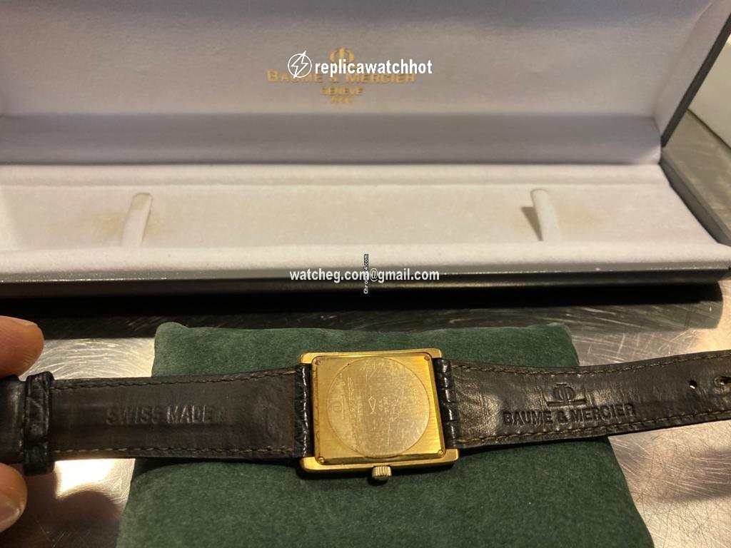 Baume & Mercier Mens watch Unisex Manual winding Yellow gold 37342 2