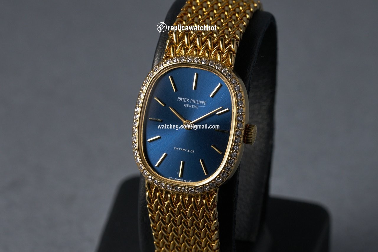 Patek Philippe Golden Ellipse Womens watch Manual winding Yellow gold 4498 2