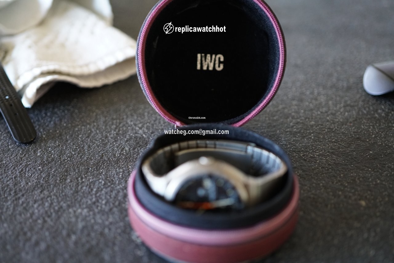 IWC Porsche Design Mens watch Unisex Automatic Titanium IW3700 2