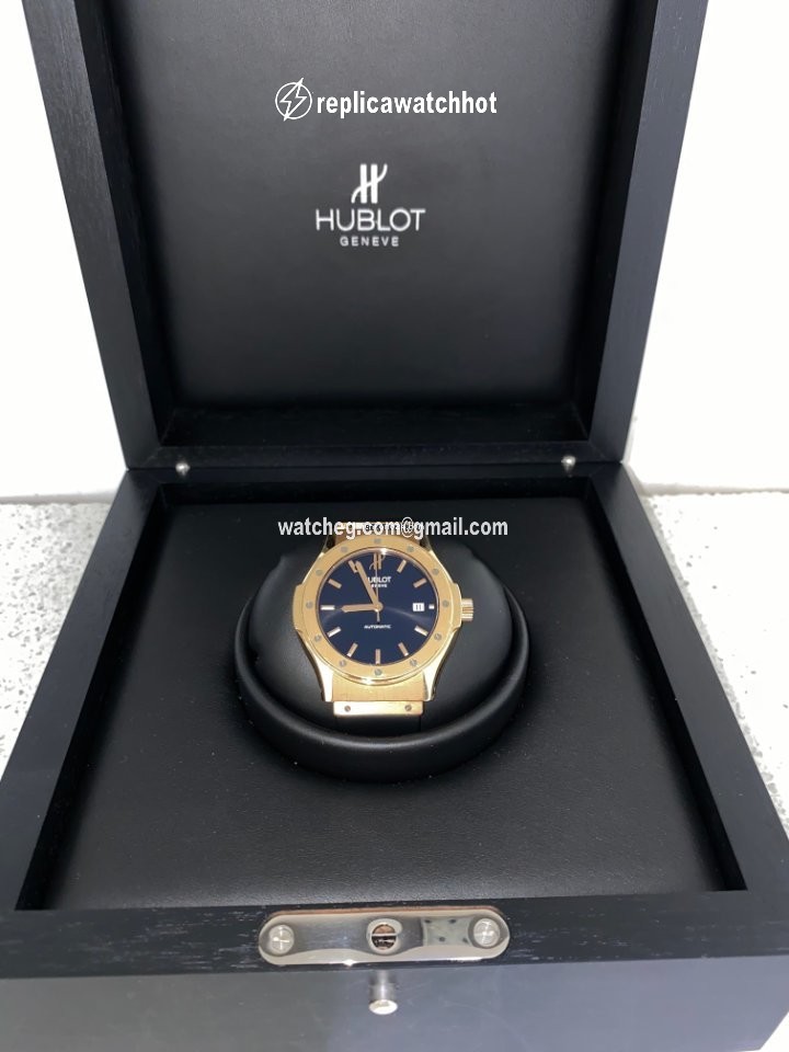 Hublot Classic Fusion 45, 42, 38, 33 mm Mens watch Unisex Automatic Rose gold 1915.8 2