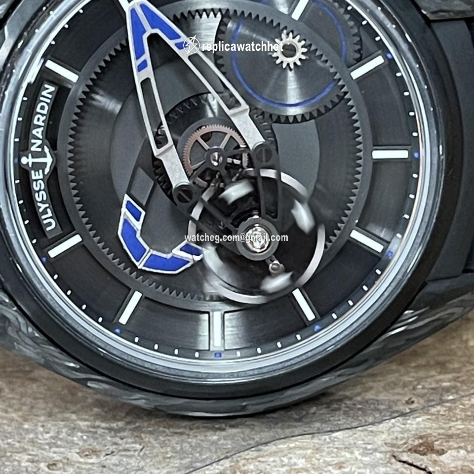 Ulysse Nardin Freak Automatic Titanium 2303-270LE-2A-CARB 2