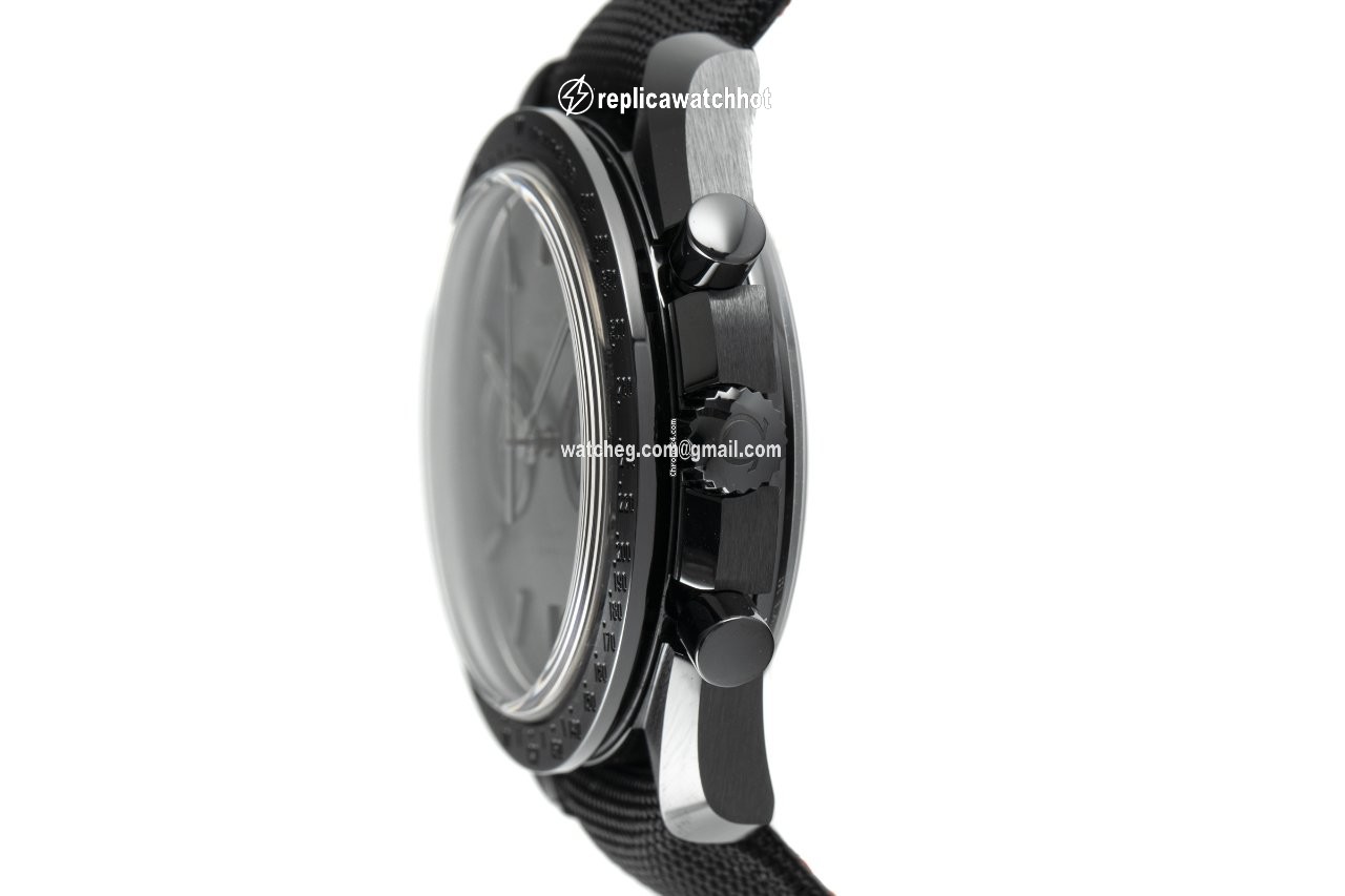 Omega Speedmaster Professional Moonwatch Mens watch Unisex Automatic Ceramic 311.92.44.51.01.005 2