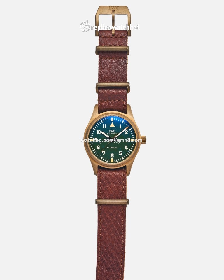 IWC Pilots Watch Automatic 36 Mens watch Unisex Automatic Bronze IW324019 2