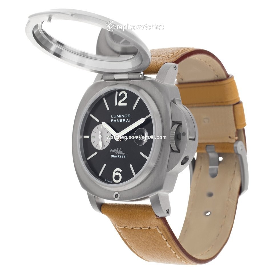 Panerai Special Editions Mens watch Unisex Automatic Titanium PAM76 2