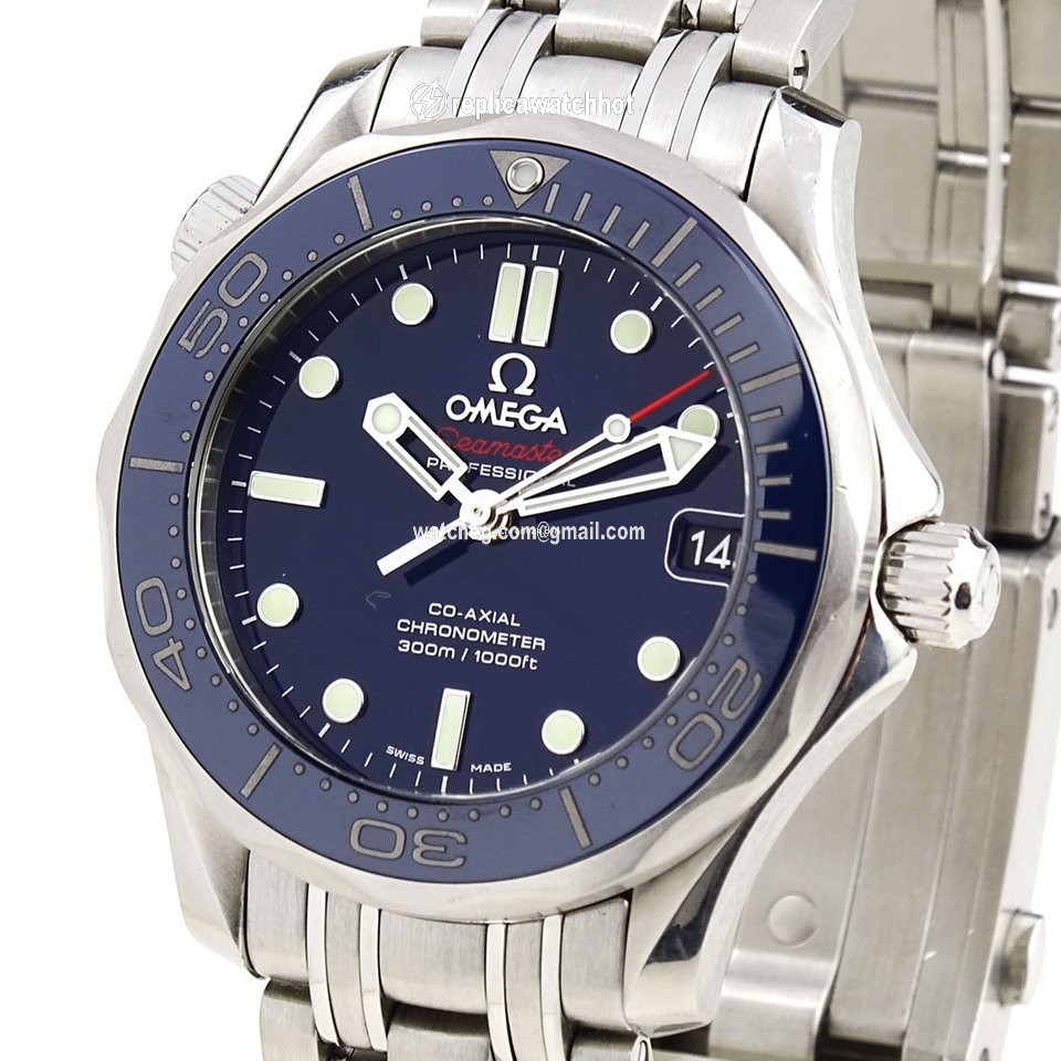 Omega Seamaster Diver 300 M Mens watch Unisex Automatic Steel 212.30.36.20.03.001 2