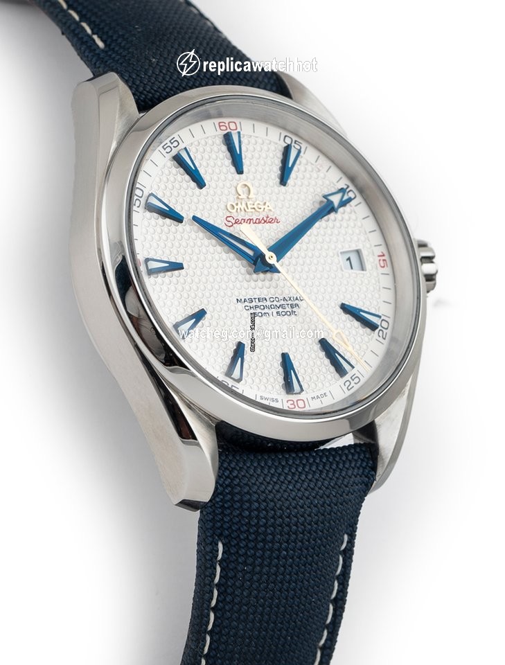 Omega Seamaster Aqua Terra Mens watch Unisex Automatic Steel 231.10.42.21.02.005 2