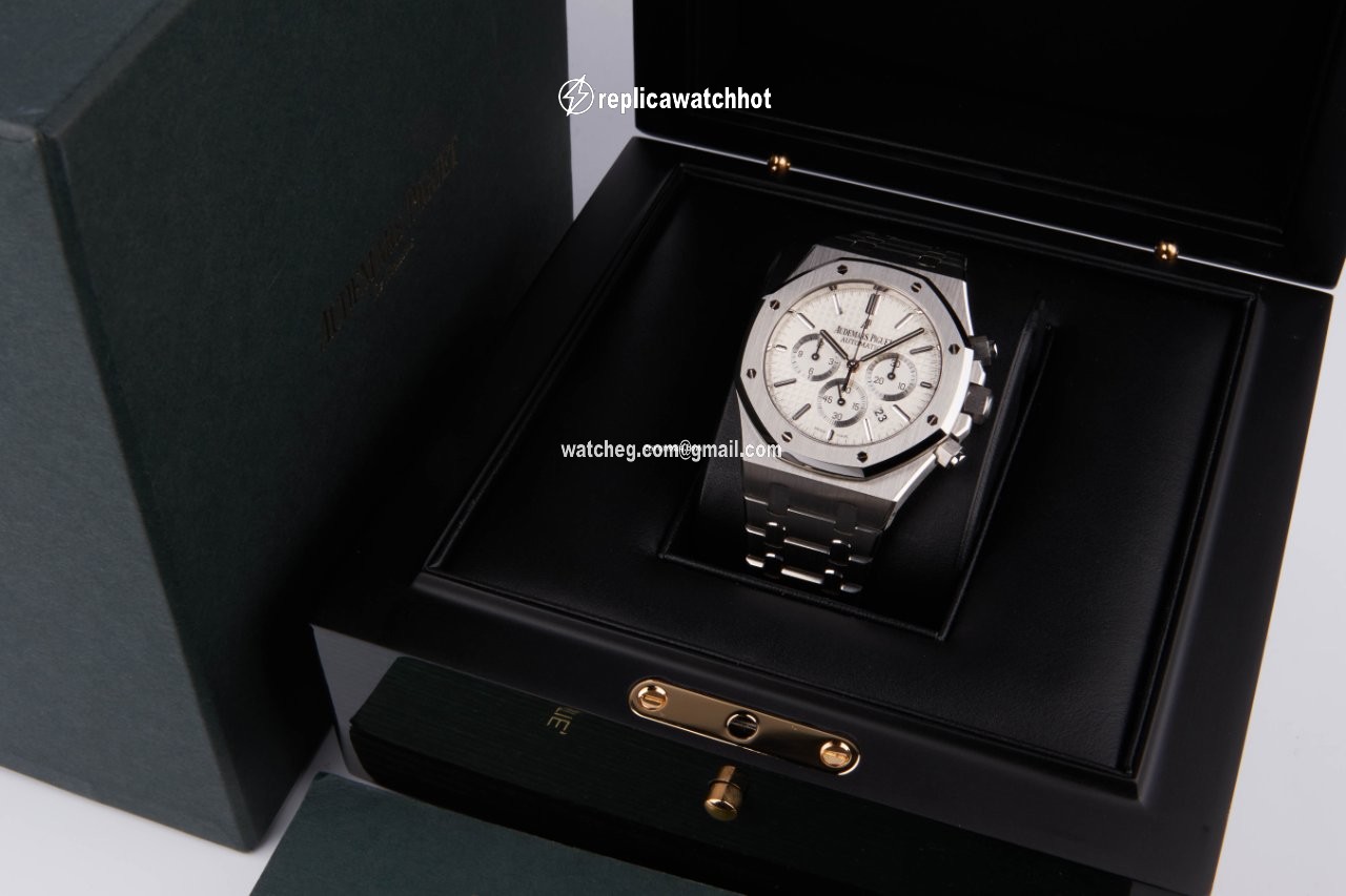 Audemars Piguet Royal Oak Chronograph Mens watch Unisex Automatic Steel 26320ST.OO.1220ST.02 2
