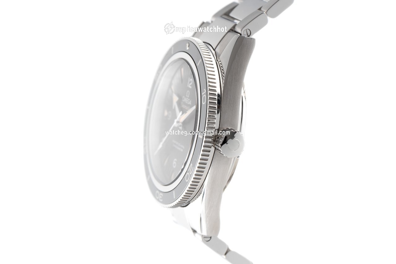 Omega Seamaster 300 Mens watch Unisex Automatic Steel 233.30.41.21.01.001 2