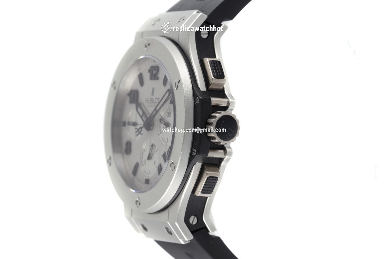 Hublot Big Bang 44 mm Mens watch Unisex Automatic Platinum 301.TI.450.RX 2