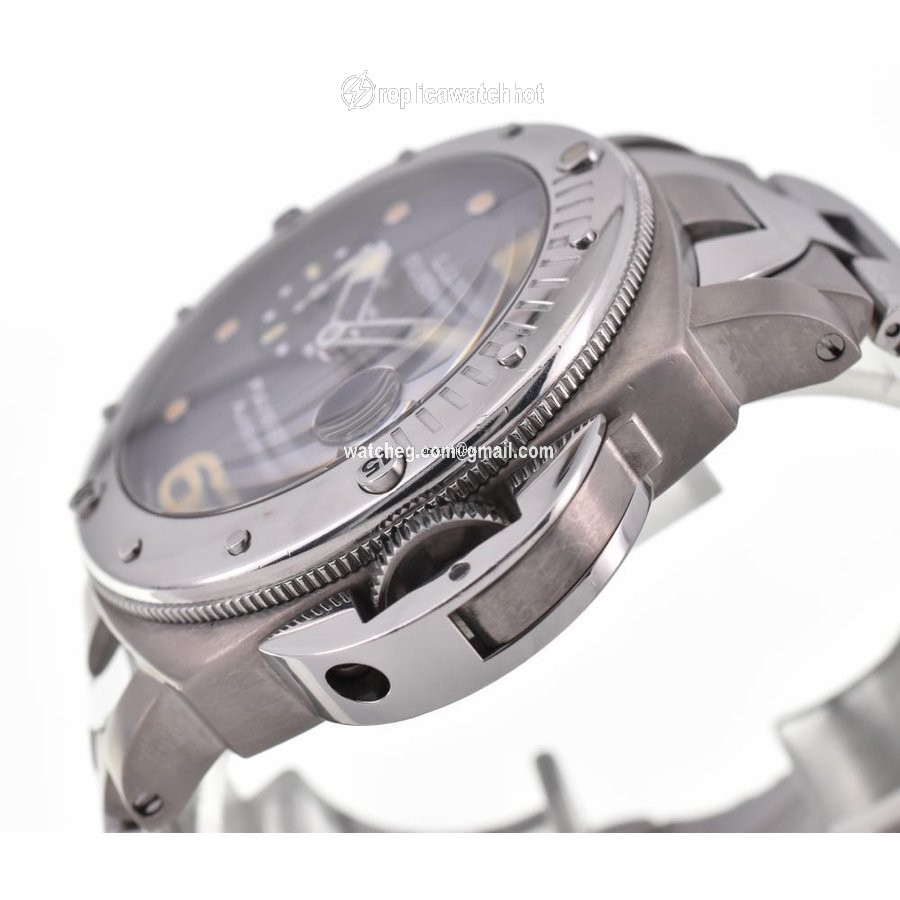 Panerai Luminor Submersible Mens watch Unisex Automatic Titanium PAM00170 2