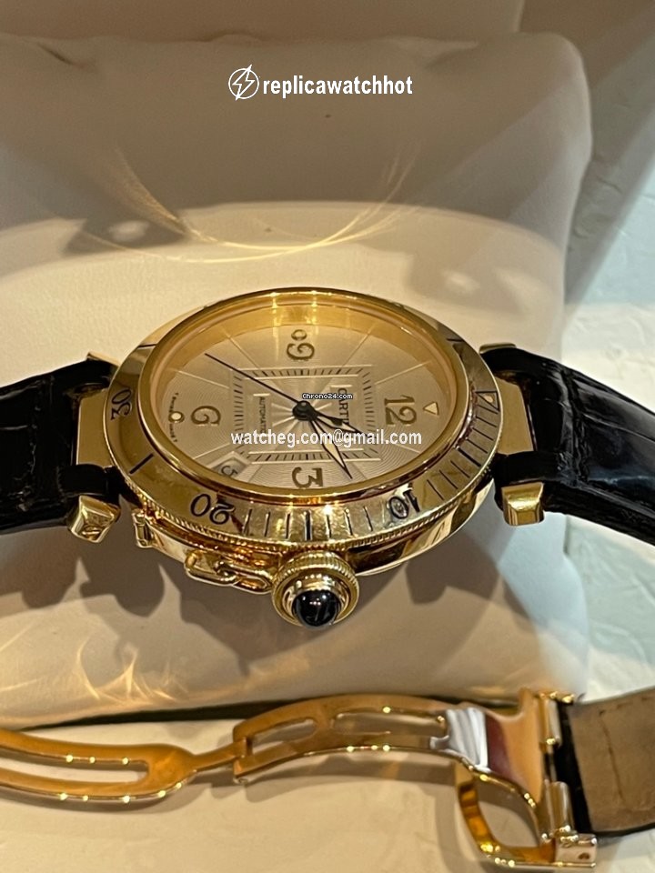 Cartier Pasha Mens watch Unisex Automatic Yellow gold 2392 2