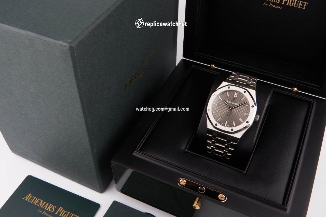 Audemars Piguet Royal Oak Mens watch Unisex Automatic Steel 15500ST.OO.1220ST.02 2