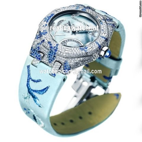 Audemars Piguet Royal Oak Lady Womens watch Quartz White gold 67608BC.ZS.D022SU.01 2