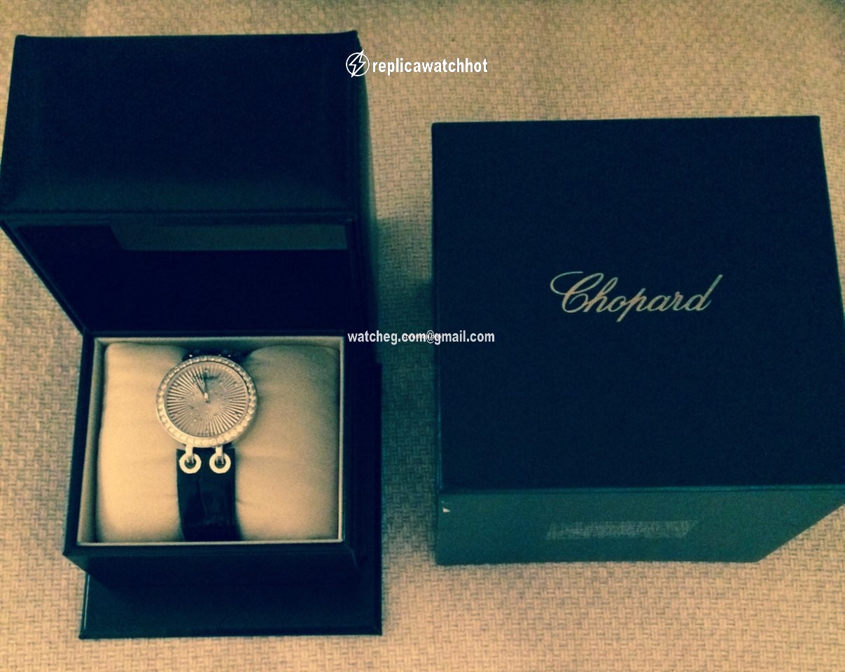 Chopard Womens watch Quartz White gold 1676284 4236 2