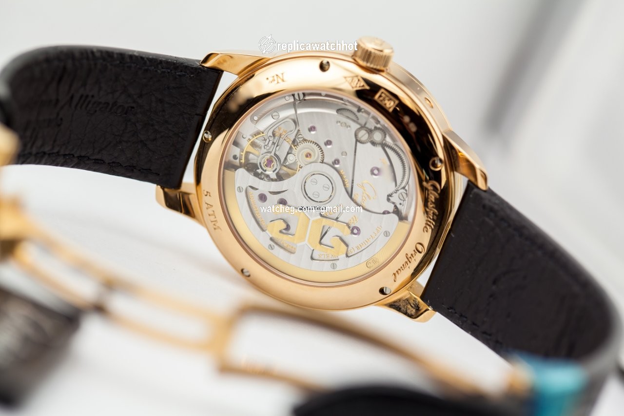 Glashtte Original Senator Perpetual Calendar Mens watch Unisex Automatic Red gold 100-02-22-05-05 2