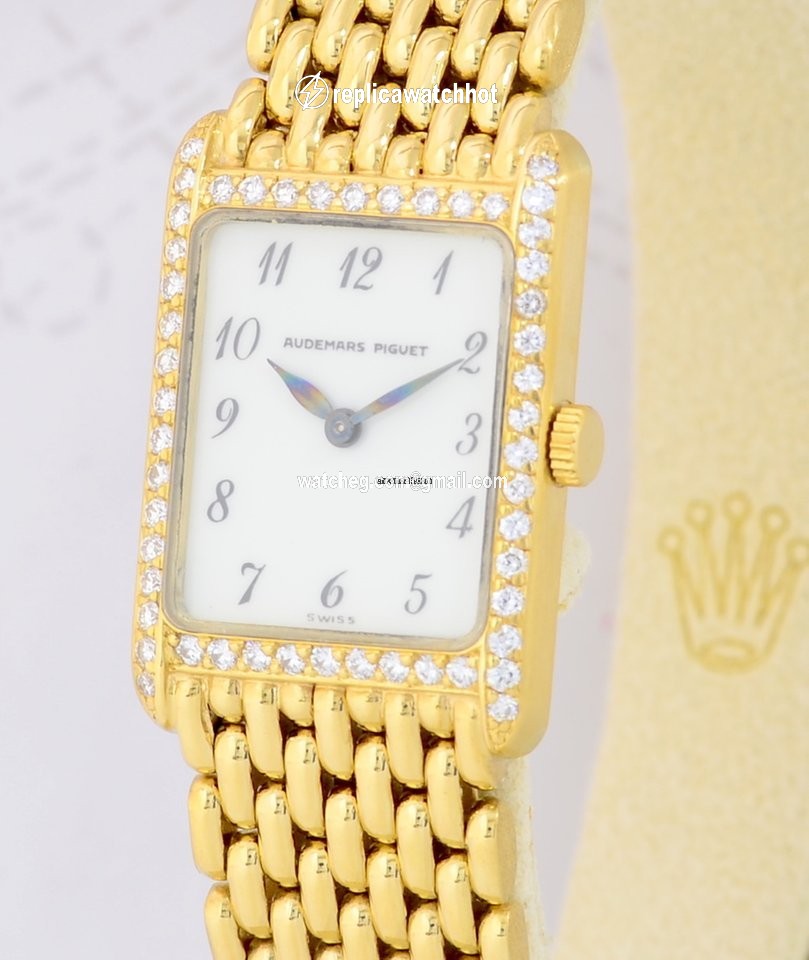 Audemars Piguet Womens watch Quartz Yellow gold C440 AP Gold 2