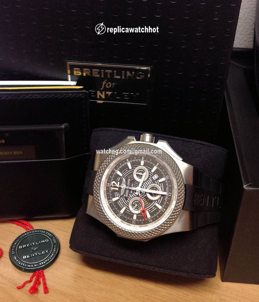 Breitling Bentley GMT Mens watch Unisex Automatic Titanium EB0432 2
