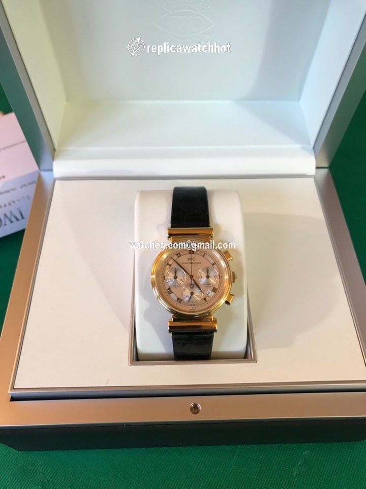 IWC Mens watch Unisex Quartz Yellow gold IW3739 2