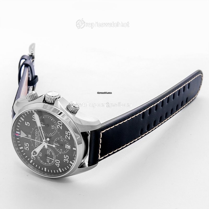 Hamilton Khaki Pilot Mens watch Unisex Automatic Steel H64666735 2