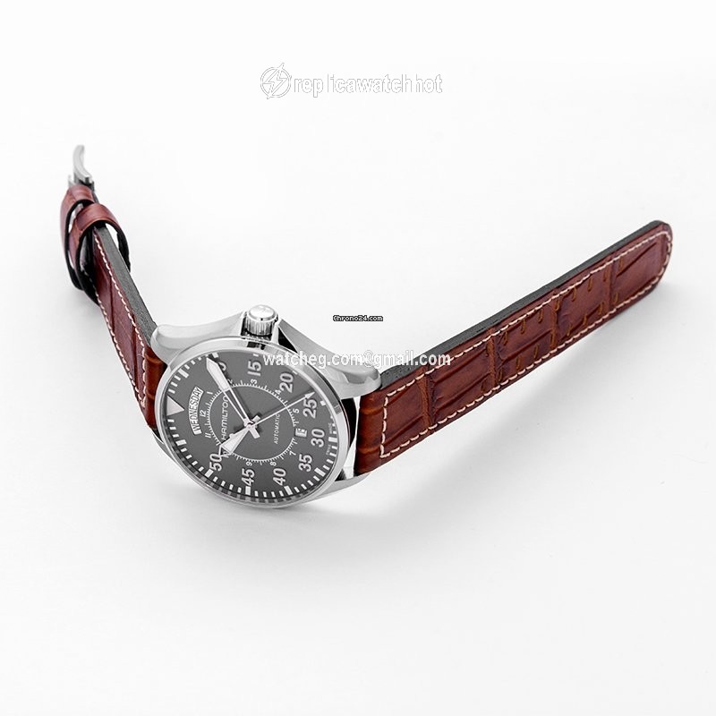 Hamilton Khaki Pilot Day Date Mens watch Unisex Automatic Steel H64615585 2