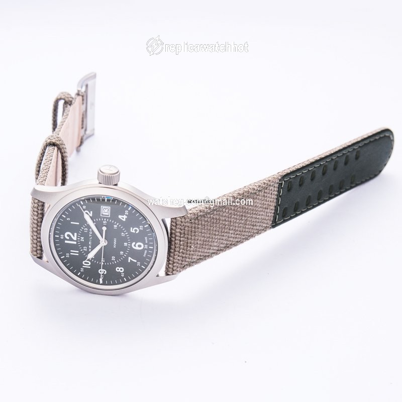 Hamilton Khaki Field Mens watch Unisex Quartz Steel H68201963 2