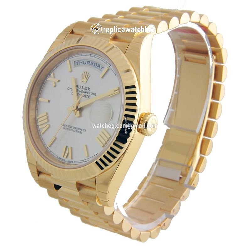 Rolex Day-Date 40 Mens watch Unisex Yellow gold Automatic 228238 SRP 2