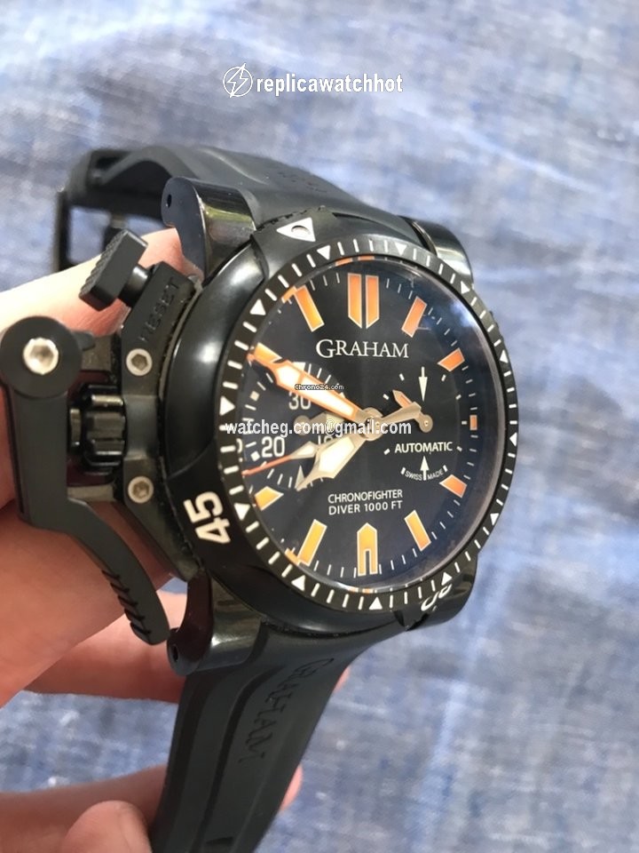 Graham Chronofighter Oversize 2OVEZ.B24A.K10N 2