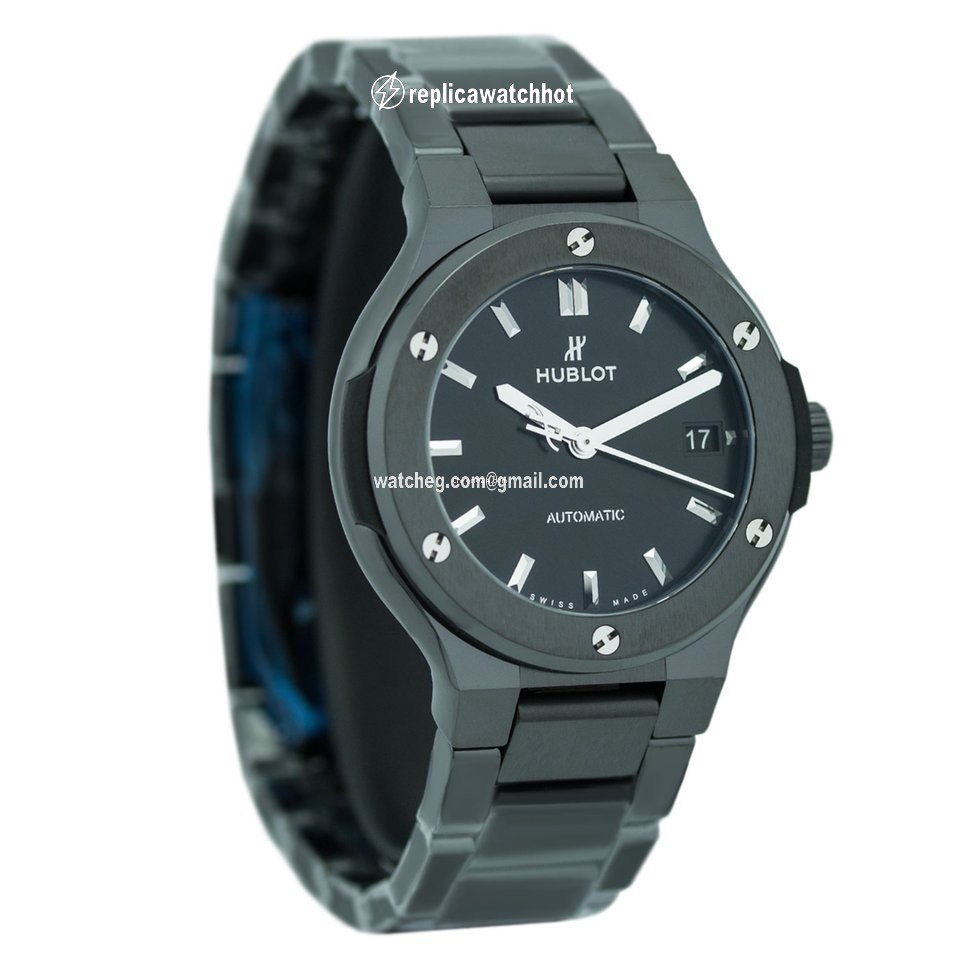 Hublot Classic Fusion 45, 42, 38, 33 mm Mens watch Unisex Automatic Ceramic 568.CM.1470.CM 2
