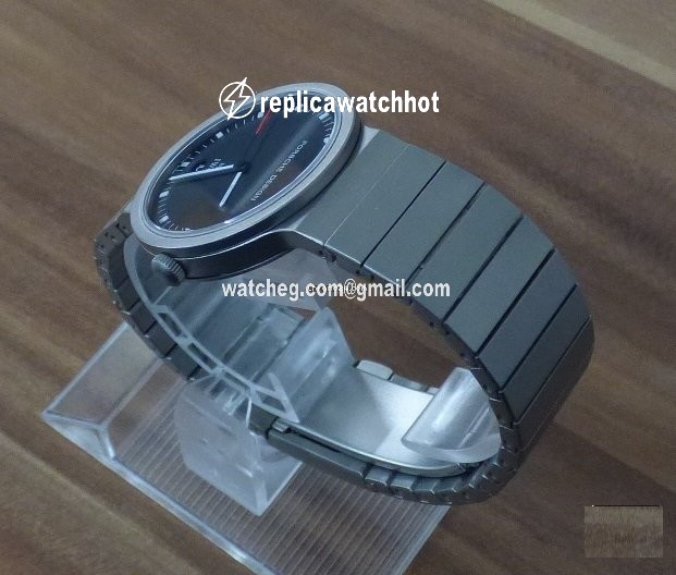 IWC Porsche Design Mens watch Unisex Quartz Titanium 3335 3