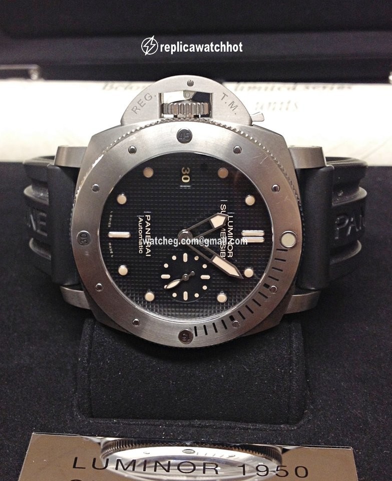 Panerai Special Editions Mens watch Unisex Automatic Titanium PAM 00569 3
