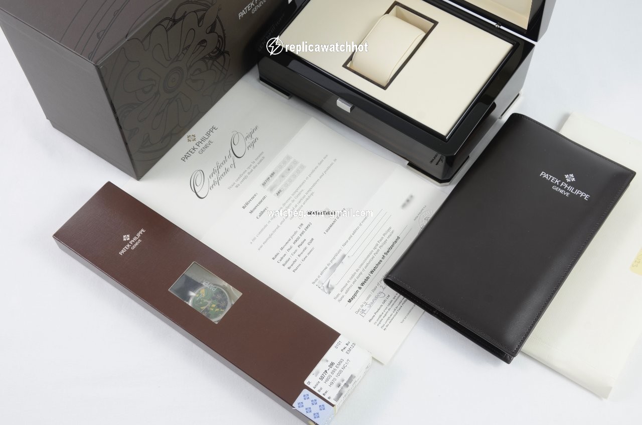 Patek Philippe Calatrava Mens watch Unisex Automatic Platinum 5077P-096 3
