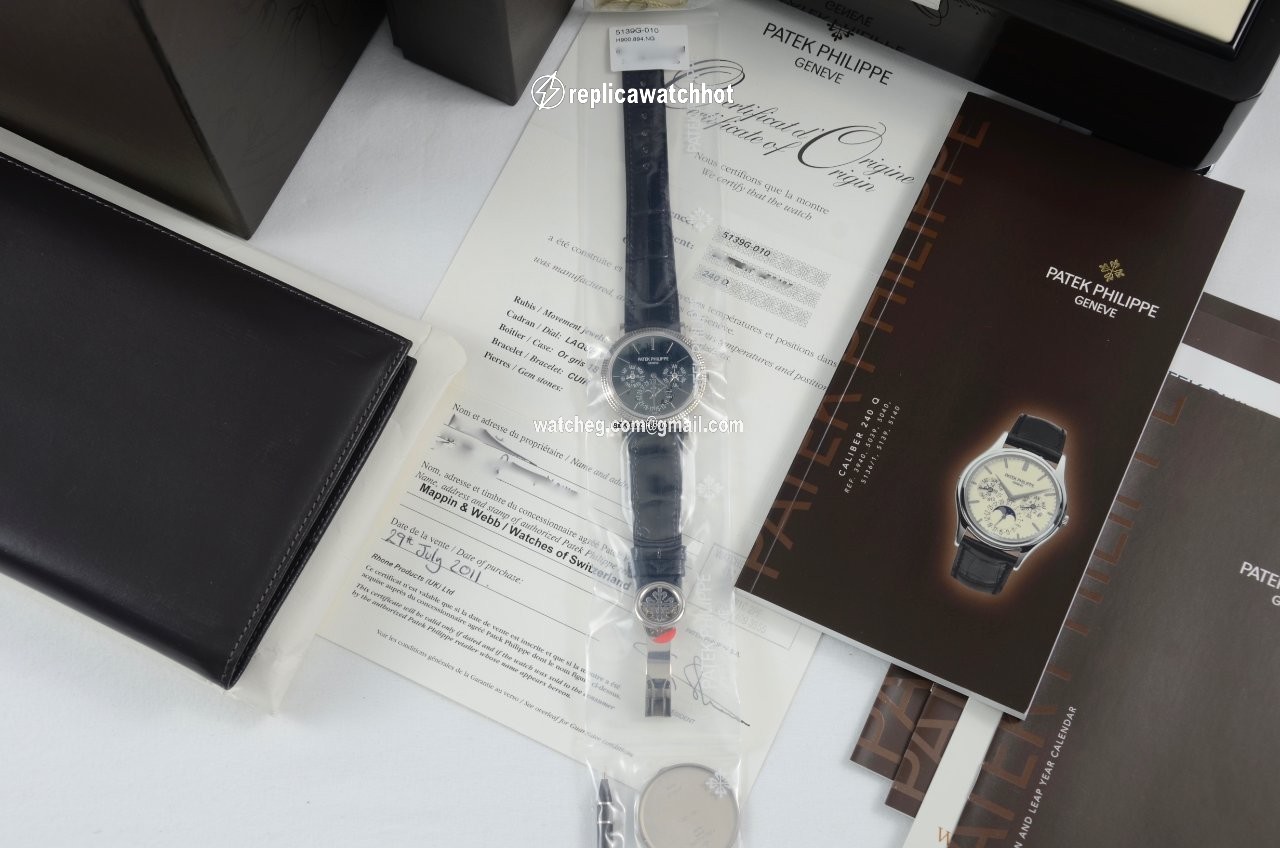 Patek Philippe Perpetual Calendar Mens watch Unisex Automatic White gold 5139G-010 3