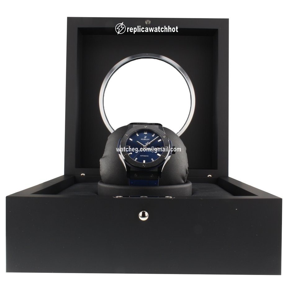 Hublot Classic Fusion Blue Mens watch Unisex Automatic Ceramic 542CM7170LR 3
