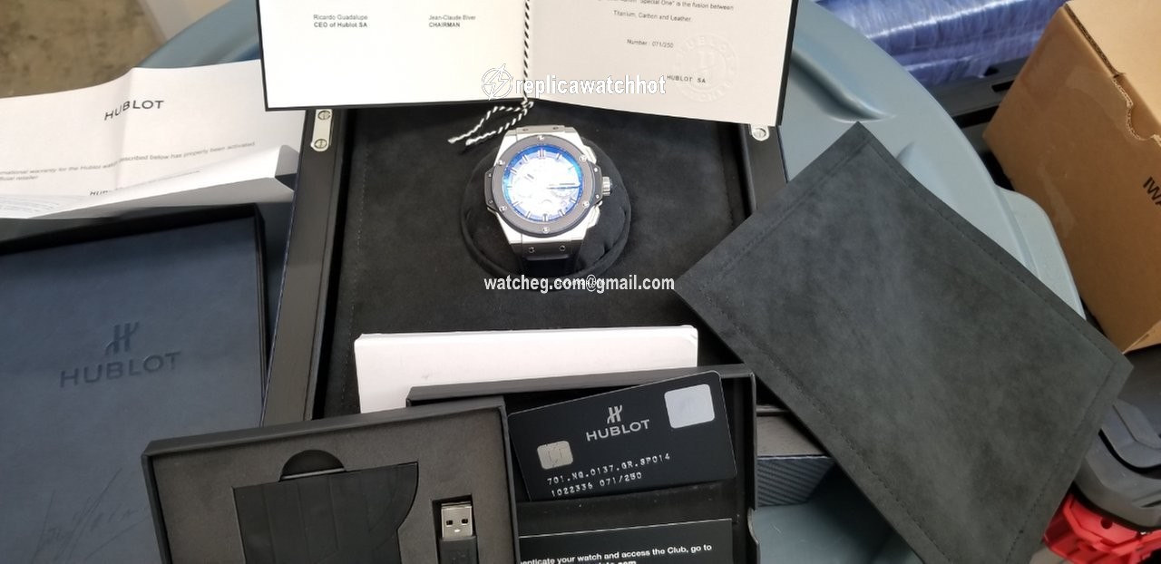 Hublot King Power Mens watch Unisex Automatic Titanium 701.NQ.0137.GR.SPO14 3