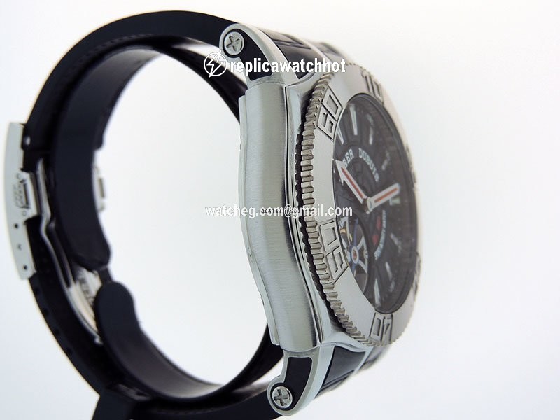 Roger Dubuis Easy Diver Mens watch Unisex Manual winding SE48 02 9 0K9.53 3