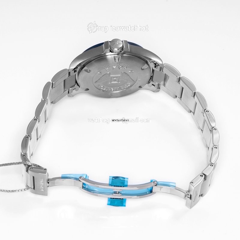 Longines Conquest Mens watch Unisex Quartz Steel L37194966 3