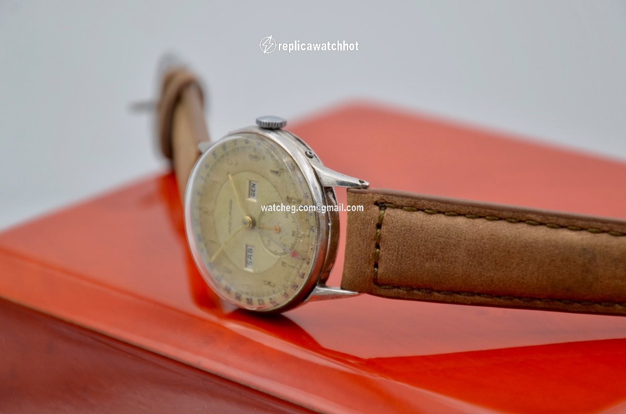 Movado Mens watch Unisex Manual winding Steel Movado triple calendar vintage 3