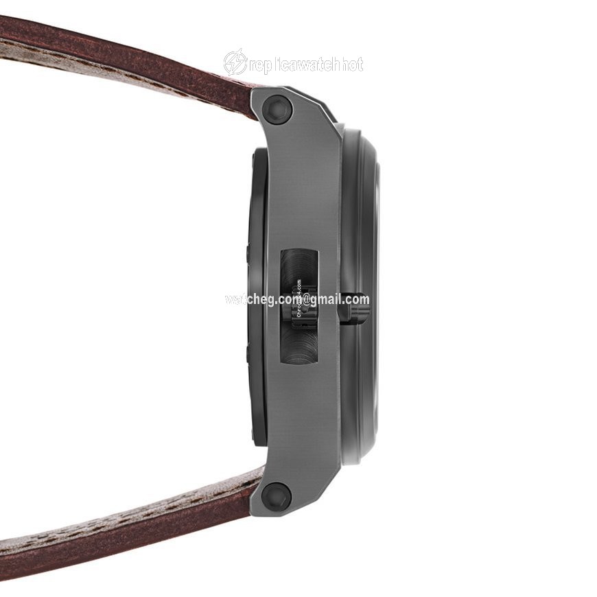 U-Boat Tipo 01 Mens watch Unisex Automatic Titanium 7900 3
