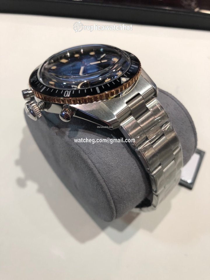 Oris Divers Sixty Five Mens watch Unisex Automatic Steel 01 771 7744 4354-07 8 2 1 18 3
