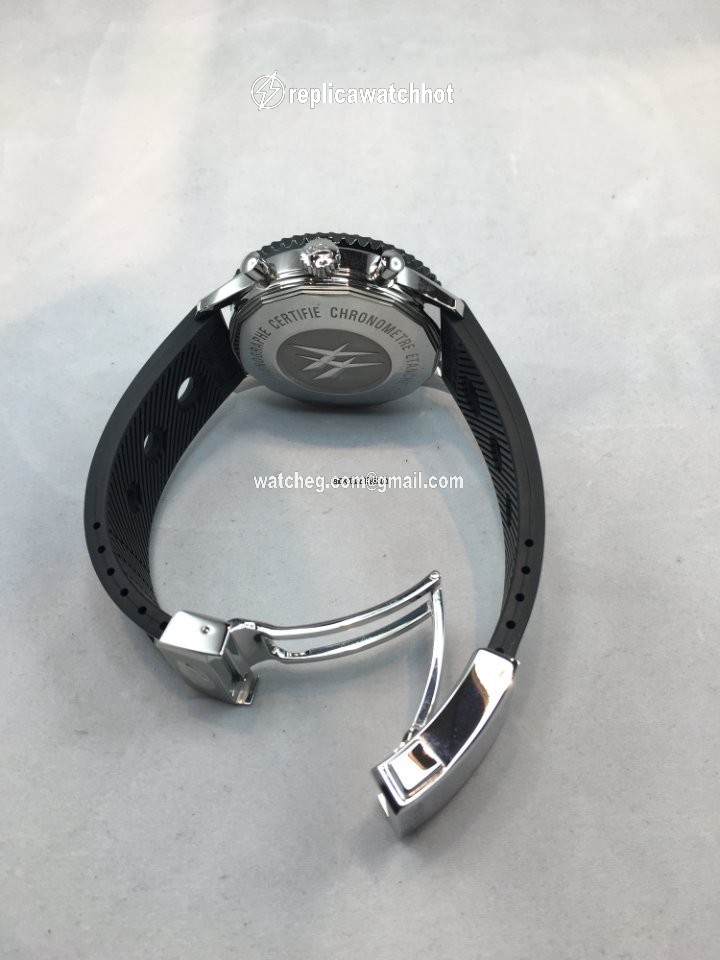 Breitling Chronoliner Mens watch Unisex Automatic Steel Y2431012 BE10 256S 3