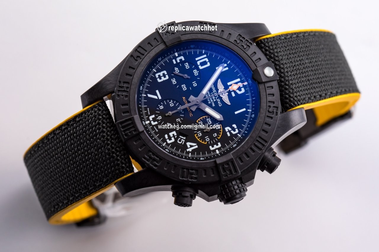 Breitling Avenger Hurricane Mens watch Unisex Automatic XB0180E4 BF31 284S 3