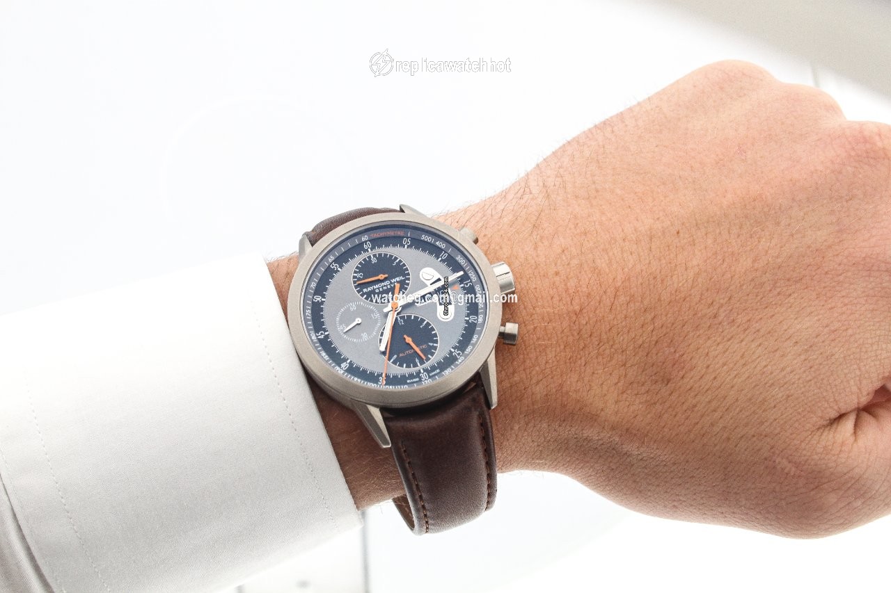 Raymond Weil Freelancer Mens watch Unisex Automatic Titanium 7745-TIC-05609 3