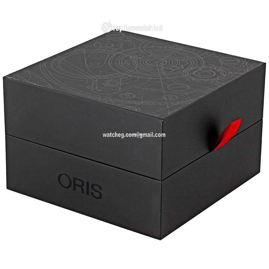 Oris Divers Sixty Five Mens watch Unisex Automatic Steel 01 733 7707 4055-07 8 20 18 3