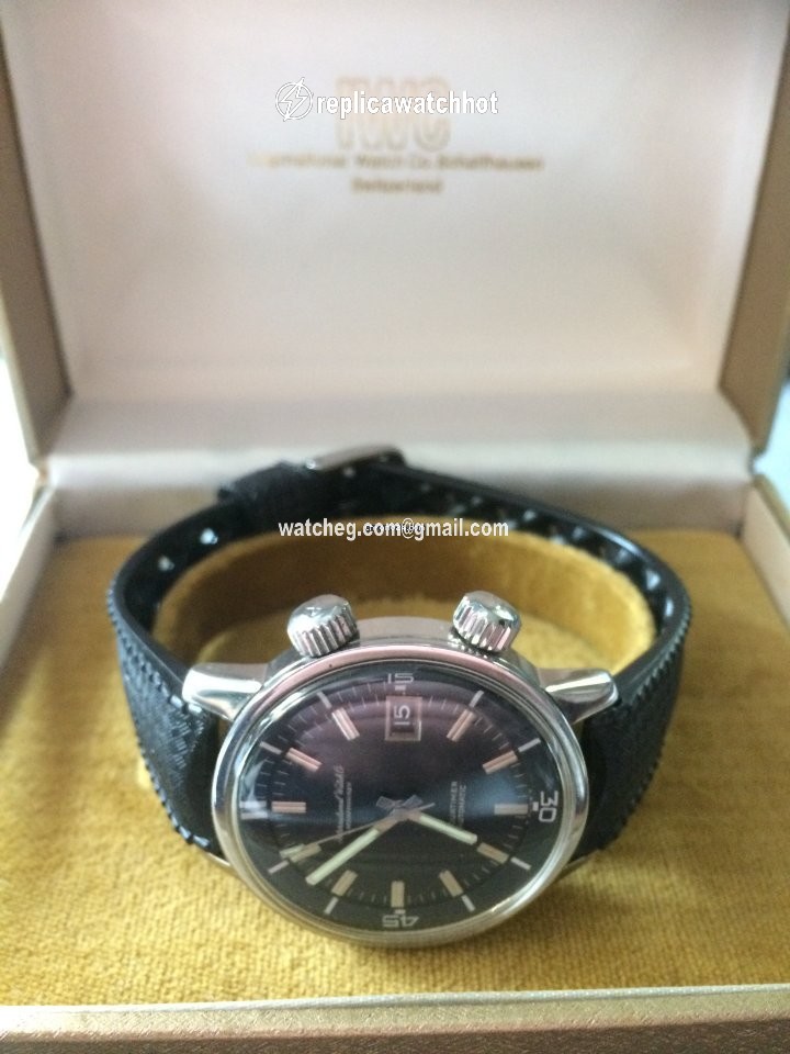 IWC Aquatimer Mens watch Unisex Manual winding Steel 812 AD Kompressor mit IWC Box 3
