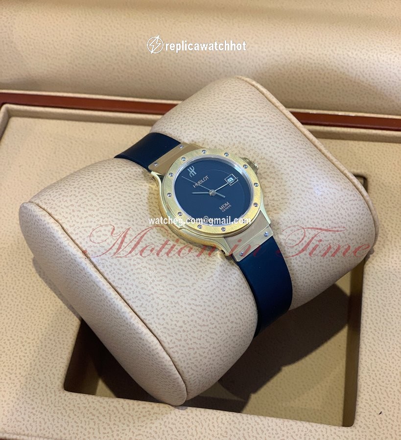 Hublot Classic Fusion 45, 42, 38, 33 mm Womens watch Quartz Yellow gold 1393.3 3