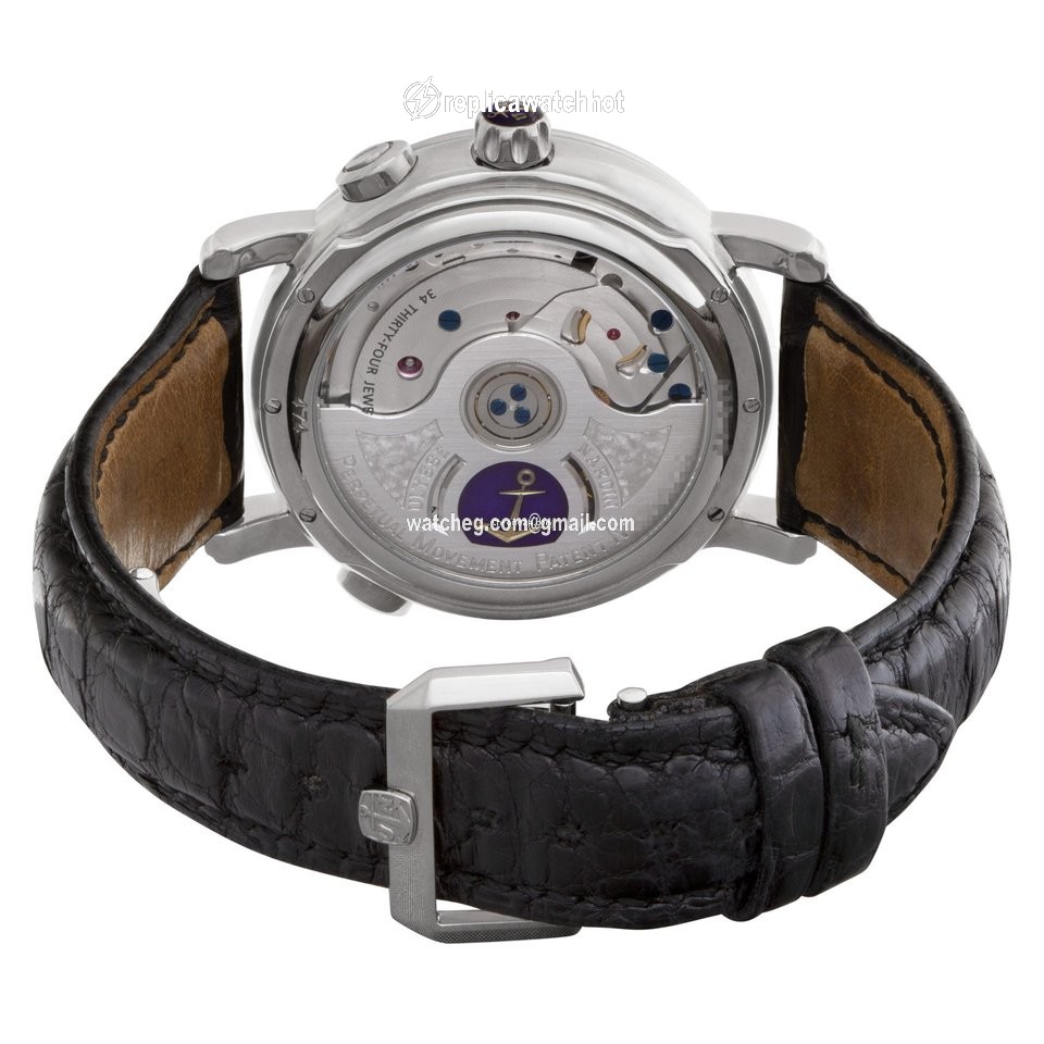 Ulysse Nardin GMT + - Perpetual Mens watch Unisex Automatic White gold 320-22 3