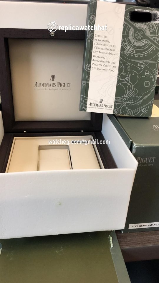 Audemars Piguet Royal Oak Offshore Chronograph Mens watch Unisex Automatic Steel 26175ST.OO.D003CU.01 3