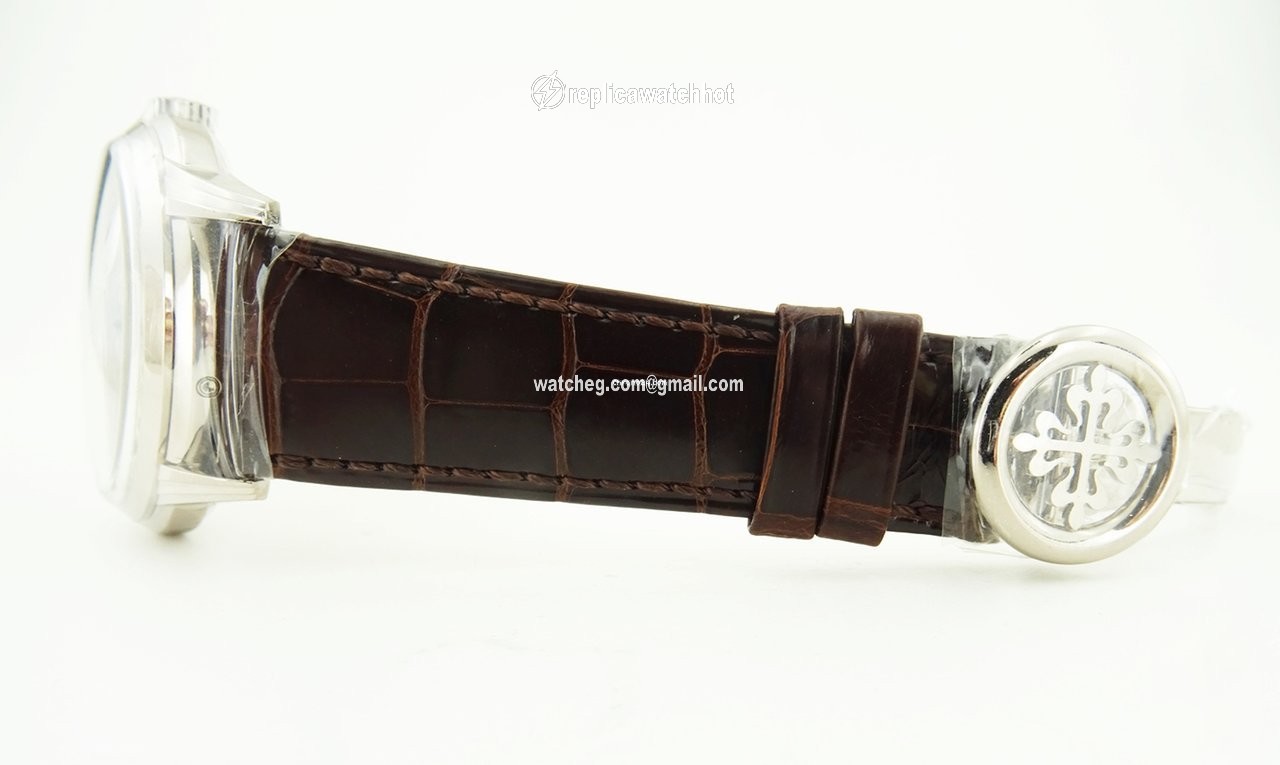 Patek Philippe Perpetual Calendar Mens watch Unisex Automatic White gold 5320G-001 3