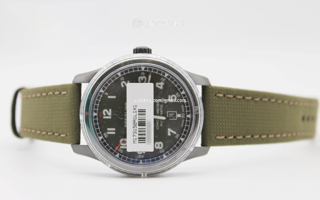 Breitling Aviator 8 Mens watch Unisex Automatic Steel M173152A1L1X1 3